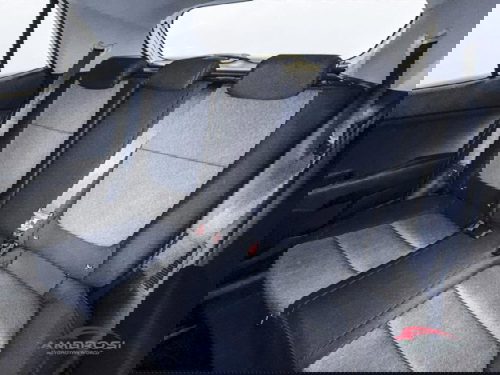 Kia Stonic nuova a Perugia (11)