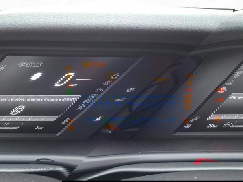 Jeep Avenger nuova a Perugia (13)