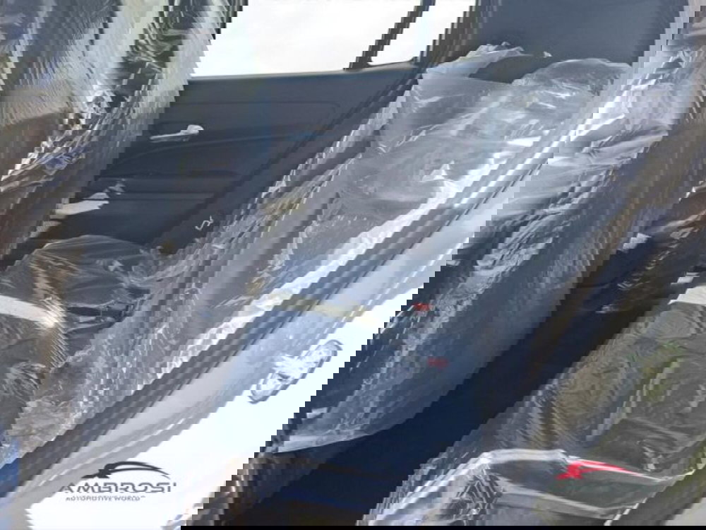 Jeep Avenger nuova a Perugia (11)