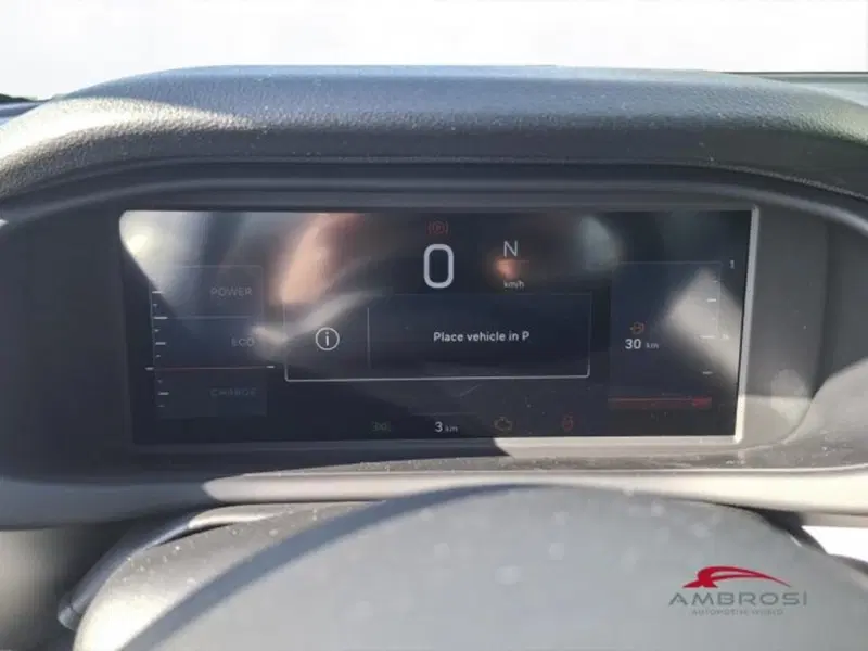 Jeep Avenger nuova a Perugia (13)