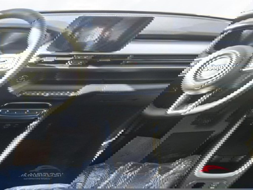 Jeep Avenger nuova a Perugia (15)