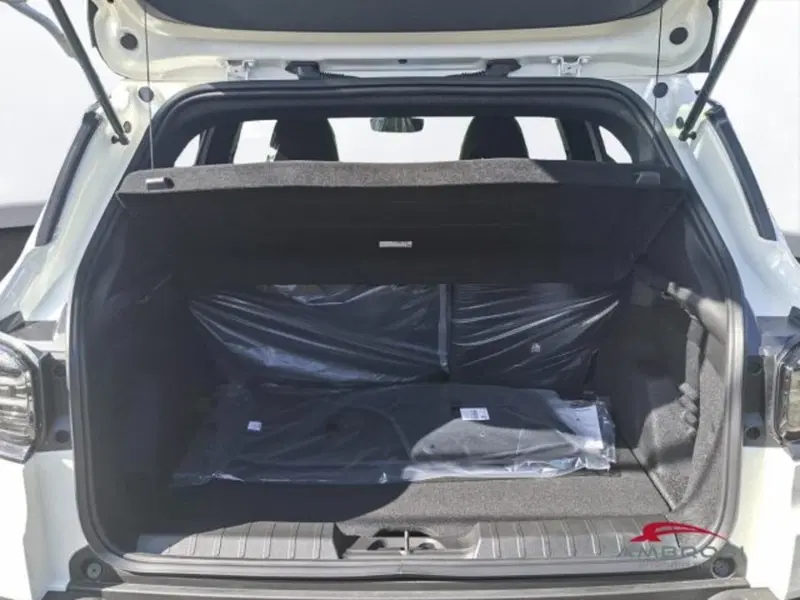 Jeep Avenger nuova a Perugia (9)
