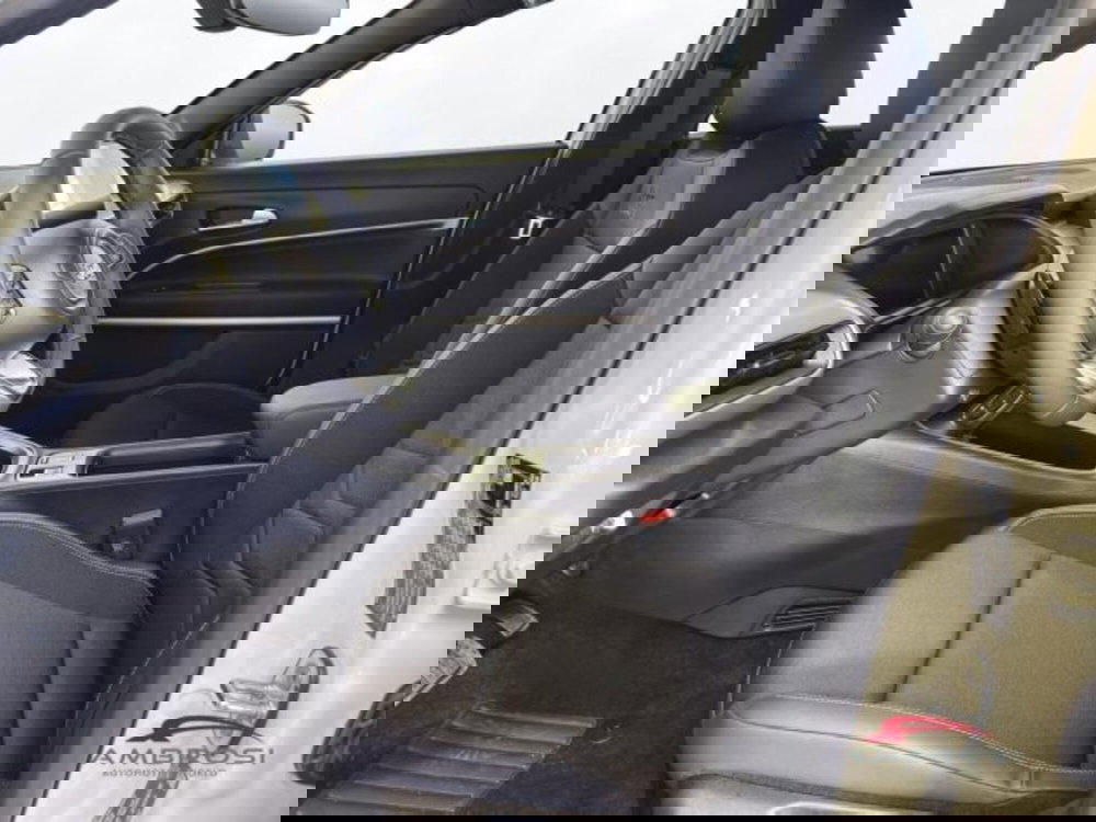 Jeep Avenger nuova a Perugia (10)