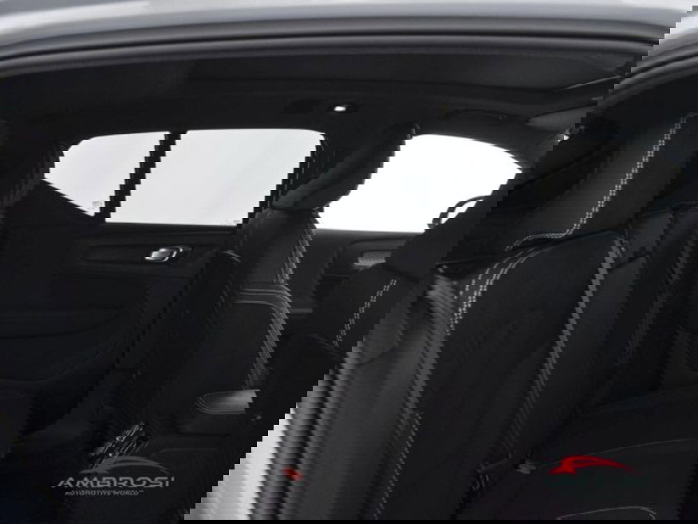 Volvo XC40 usata a Perugia (11)