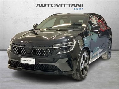 Renault Austral 1.2 full hybrid Iconic Esprit Alpine 200cv auto del 2023 usata a Como