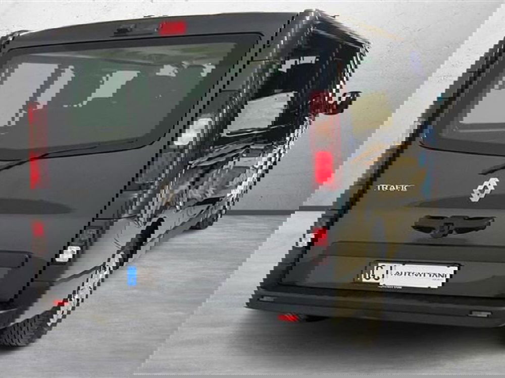 Renault Trafic Furgone usata a Como (4)