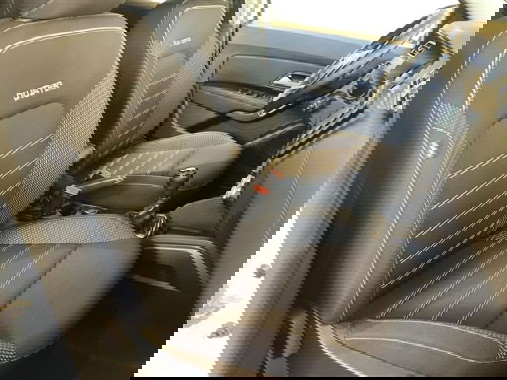 Dacia Duster usata a Como (11)