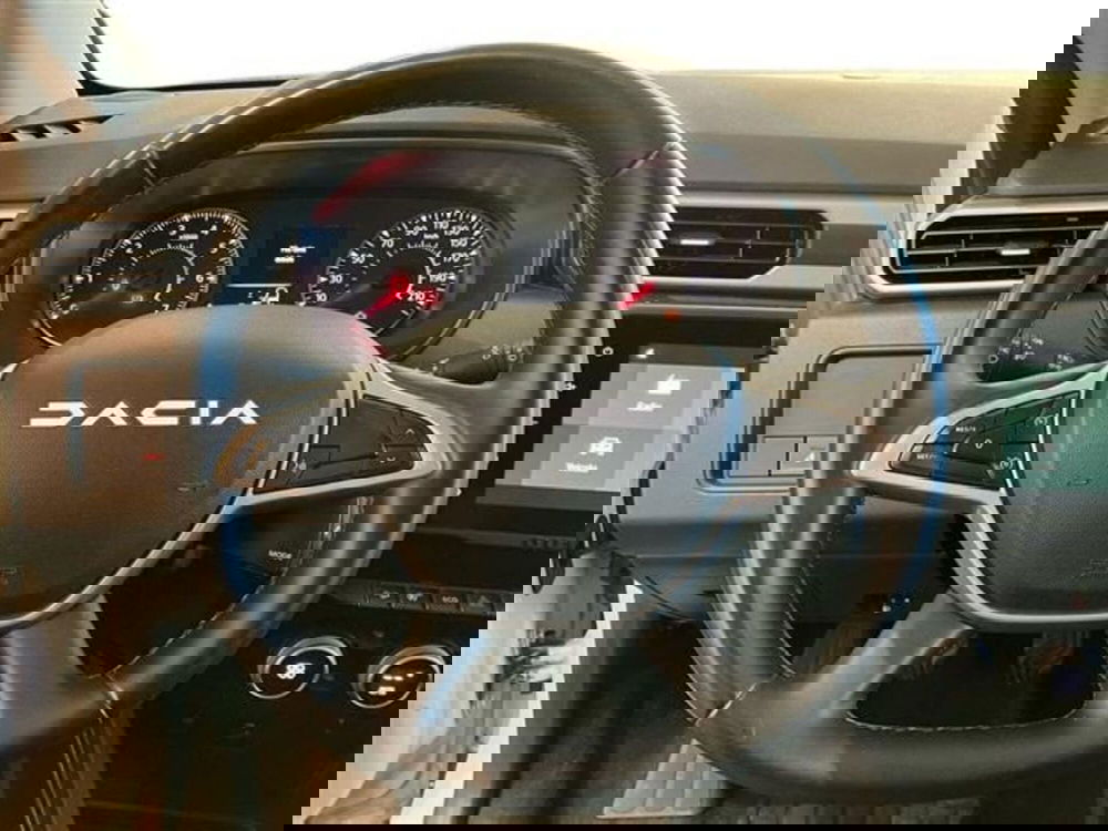 Dacia Duster usata a Como (16)