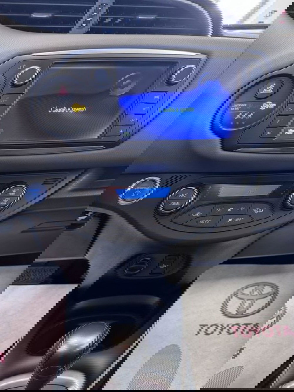 Toyota Yaris usata a Prato (12)