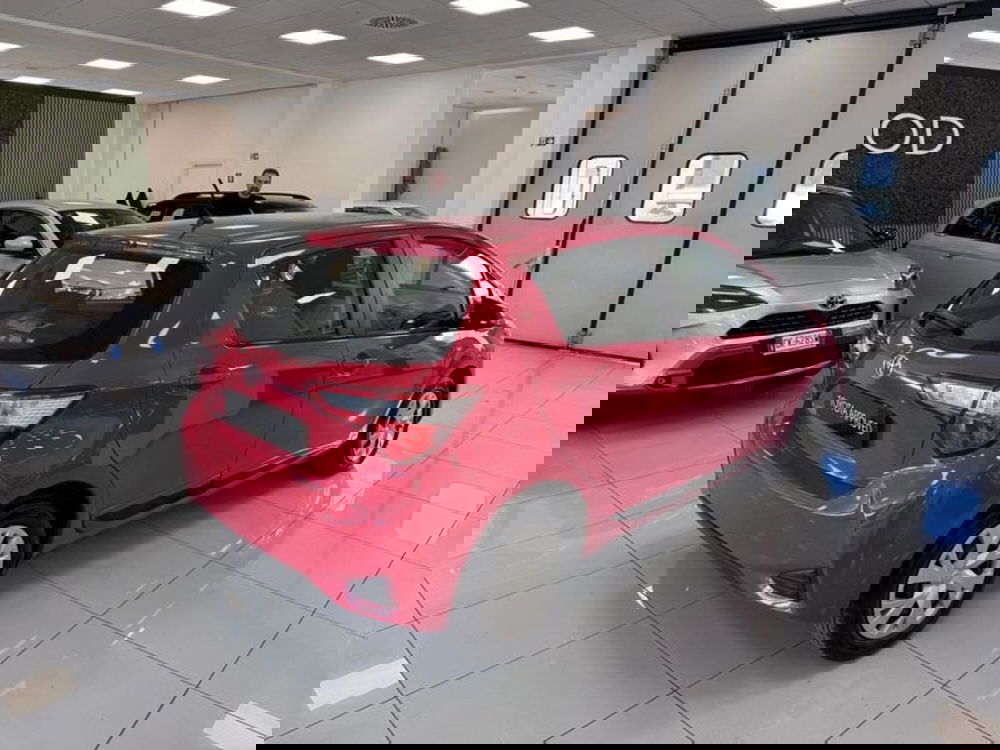 Toyota Yaris usata a Prato (4)