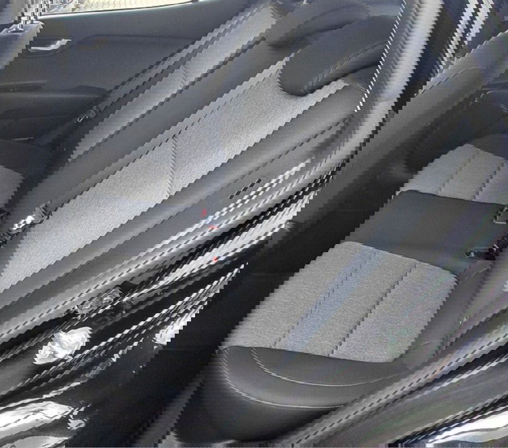 Kia Stonic usata a Cosenza (12)