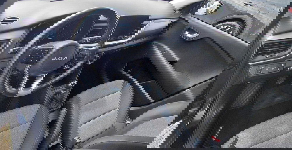 Kia Stonic usata a Cosenza (9)