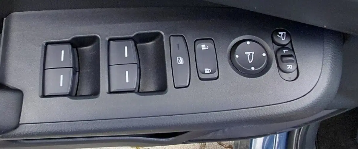 Honda HR-V usata a Cosenza (14)