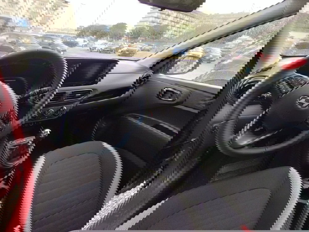 Hyundai i10 nuova a Palermo (5)