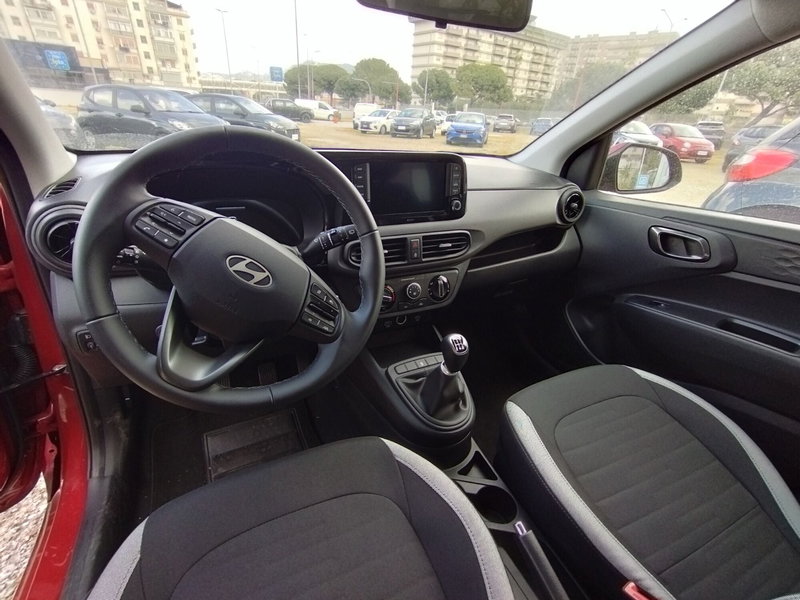 Hyundai i10 nuova a Palermo (5)