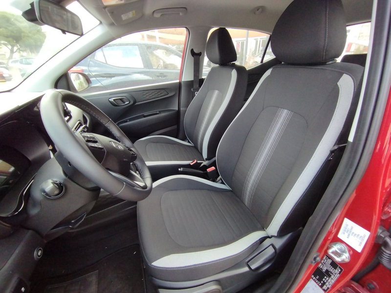 Hyundai i10 nuova a Palermo (6)