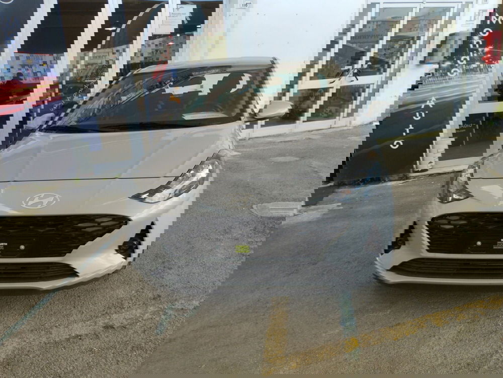 Hyundai i10 nuova a Palermo (2)