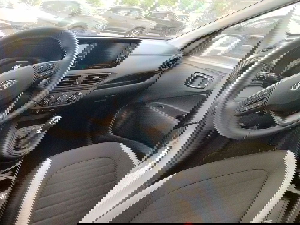 Hyundai i10 nuova a Palermo (3)