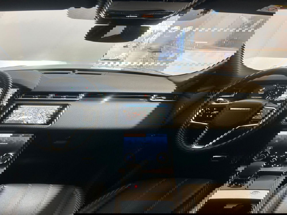 Land Rover Range Rover Velar usata a Napoli (5)