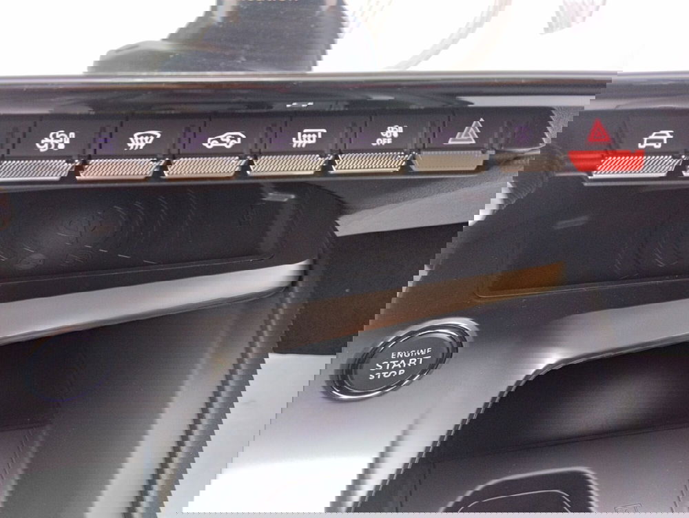 Peugeot 308 SW nuova a Asti (17)