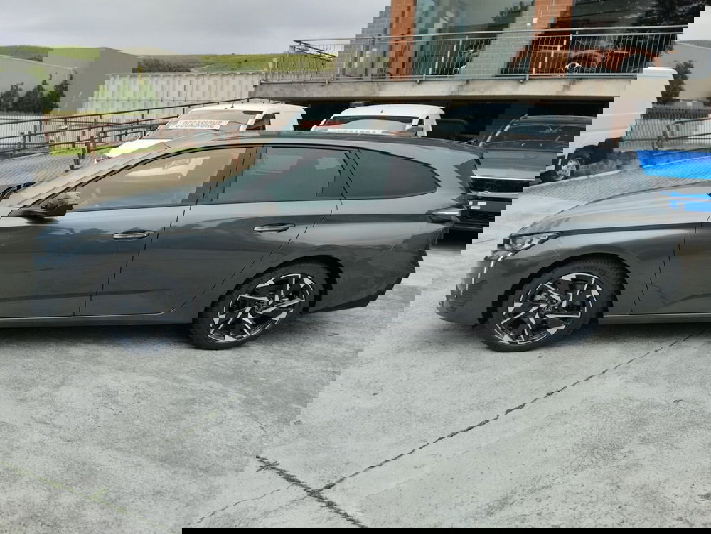 Peugeot 308 SW nuova a Asti (6)