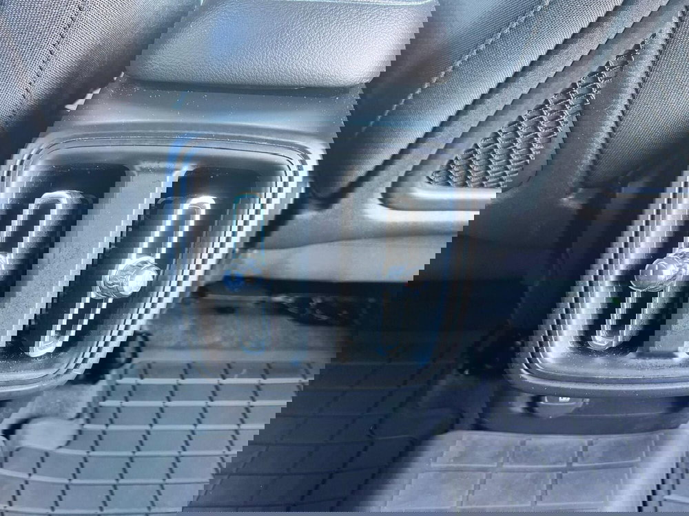 VOLVO Veicoli Commerciali XC40 usata a Messina (13)