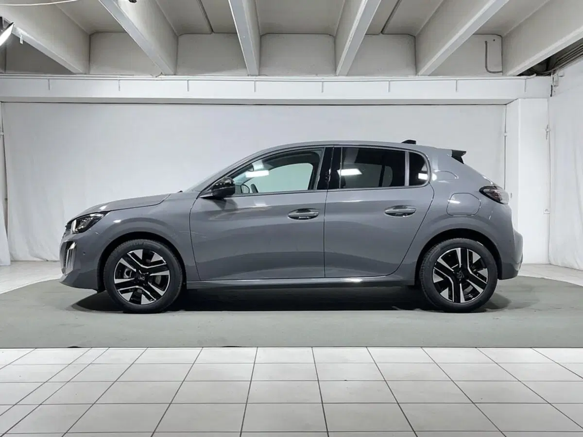 Peugeot 208 nuova a Sondrio (2)