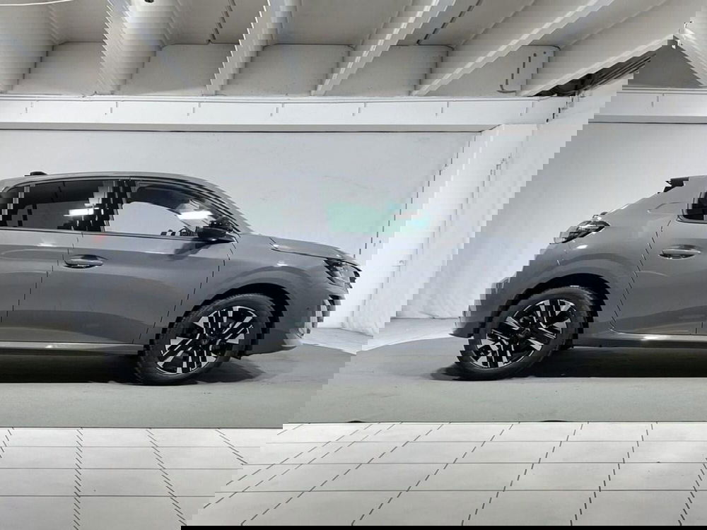 Peugeot 208 nuova a Sondrio (6)