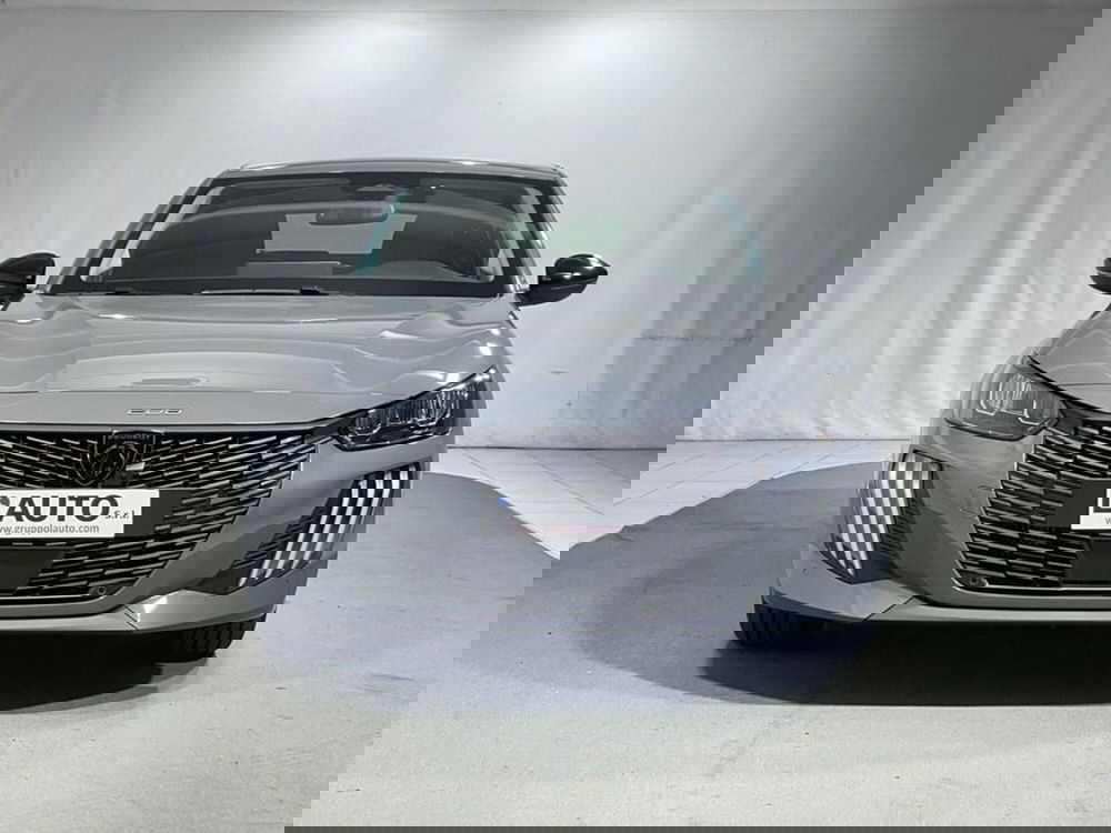 Peugeot 208 nuova a Sondrio (8)