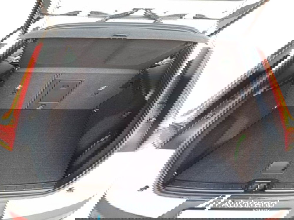 Volvo XC40 usata a Bari (12)