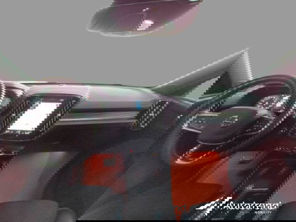 Volvo XC40 usata a Bari (20)