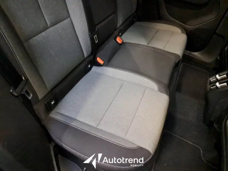 Volvo XC40 usata a Bari (20)