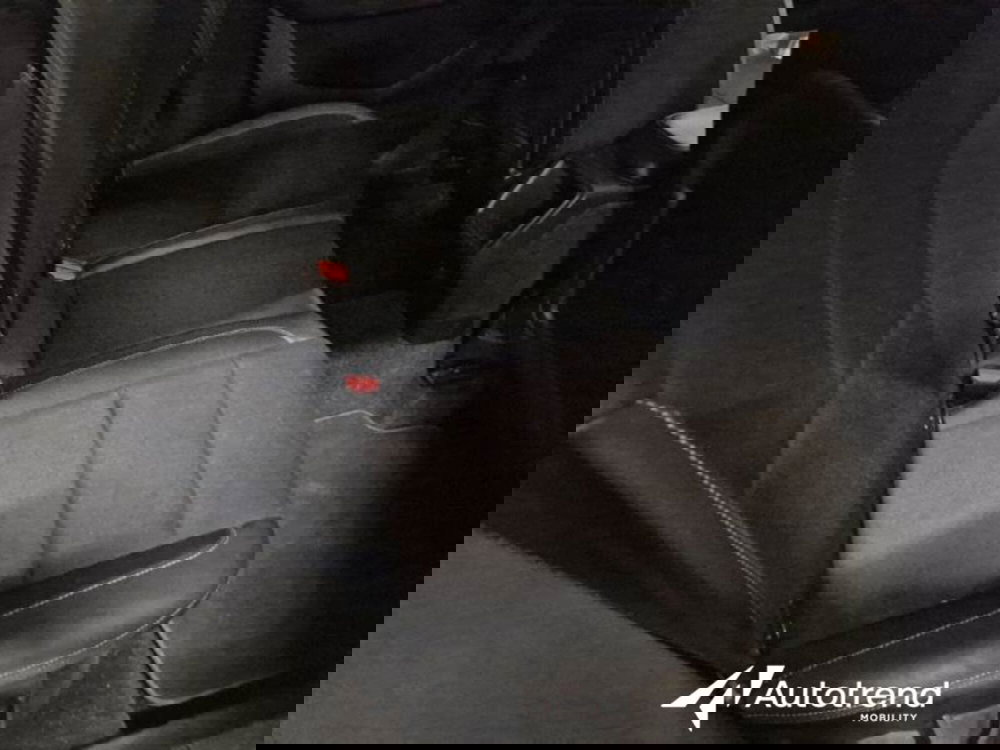 Volvo XC40 usata a Bari (10)