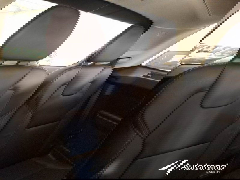 Volvo XC90 usata a Bari (11)