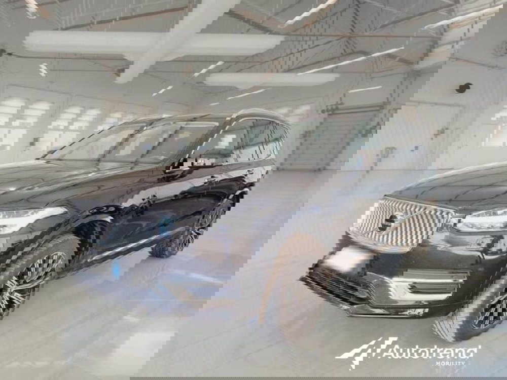 Volvo XC90 usata a Bari (13)