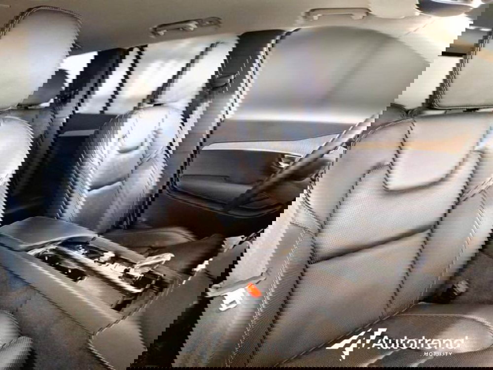 Volvo XC90 usata a Bari (19)