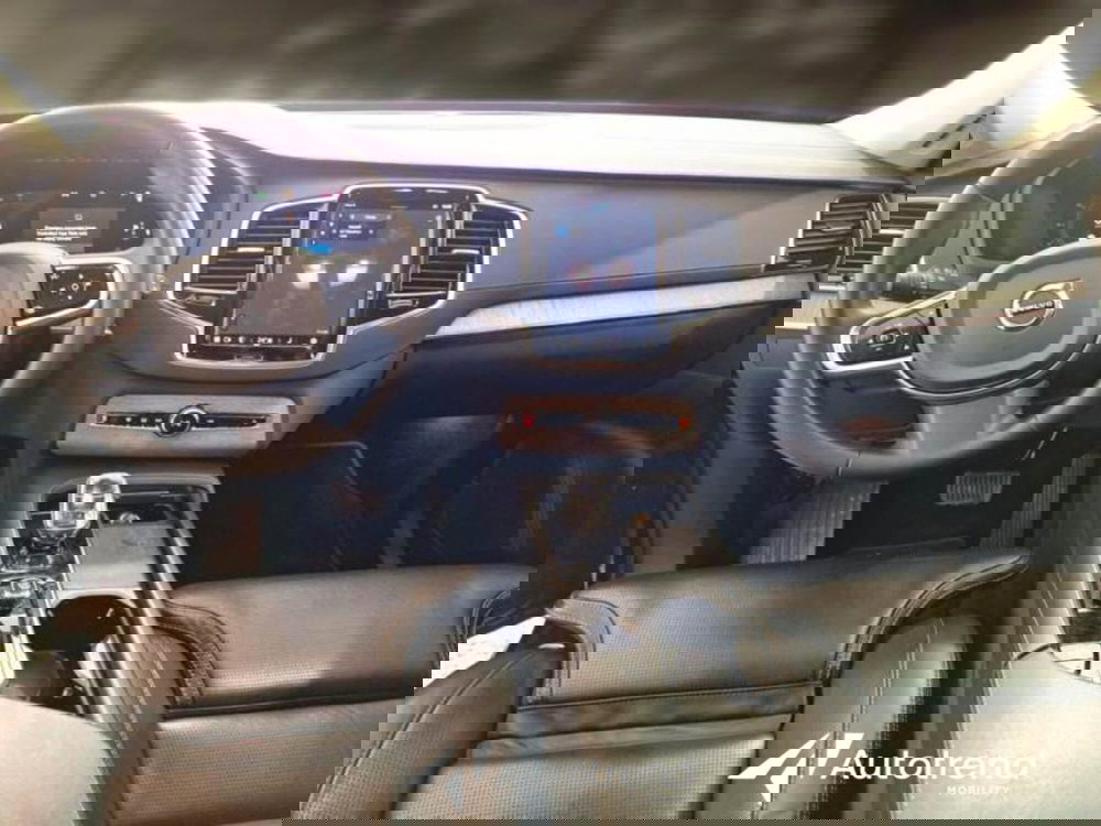 Volvo XC90 usata a Bari (20)