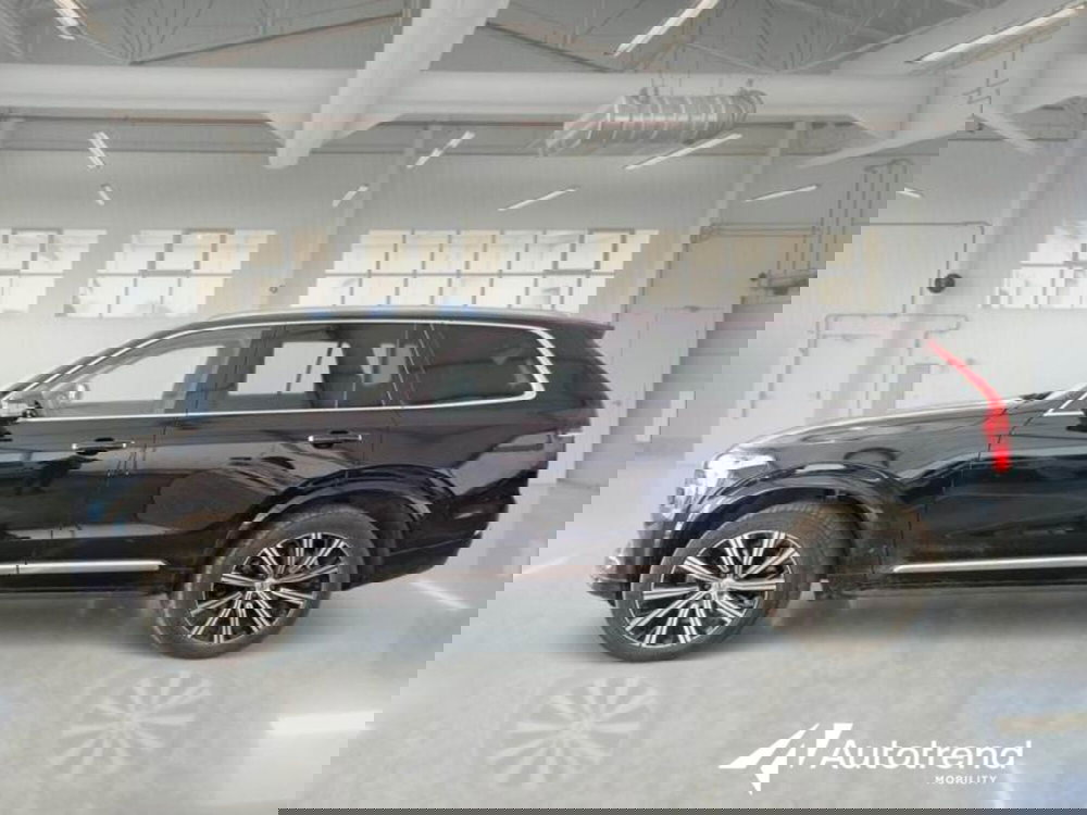 Volvo XC90 usata a Bari (4)