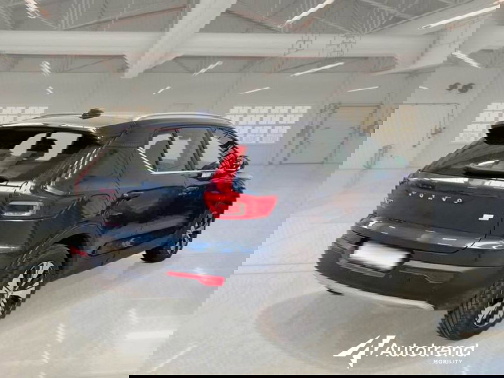 Volvo XC40 usata a Bari (11)