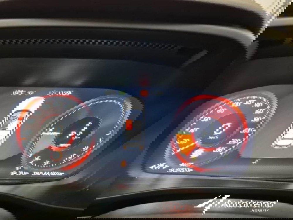 Volvo XC40 usata a Bari (18)