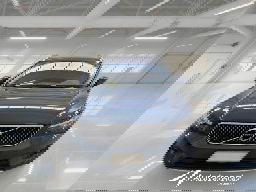 Volvo XC40 usata a Bari (3)