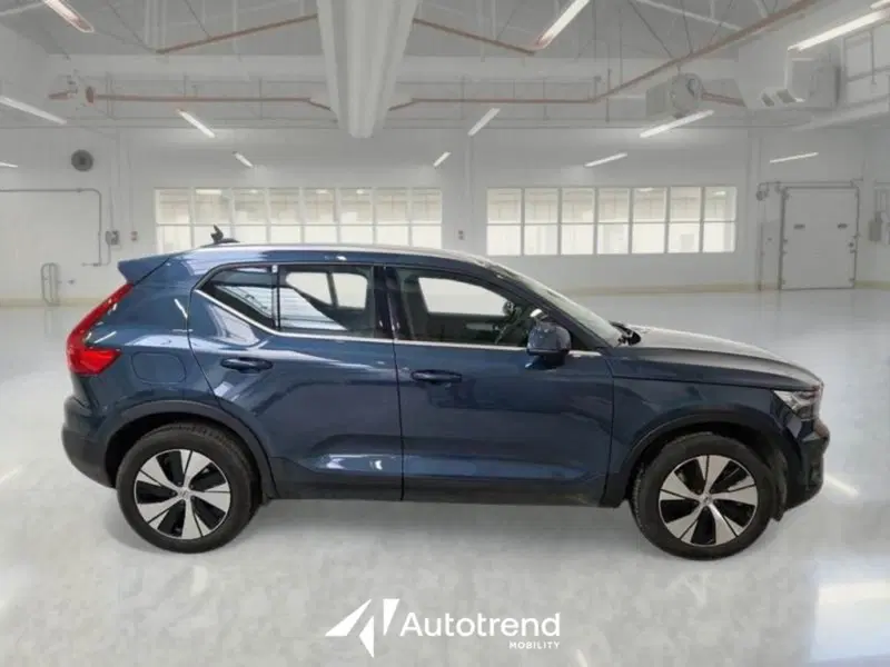 Volvo XC40 usata a Bari (5)
