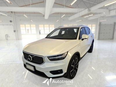 Volvo XC40 T5 Recharge Plug-in Hybrid Inscription del 2020 usata a Bari