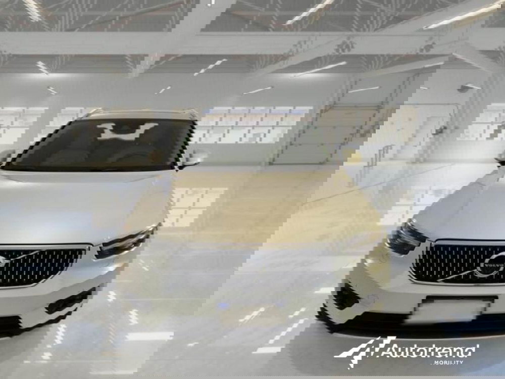 Volvo XC40 usata a Bari (3)