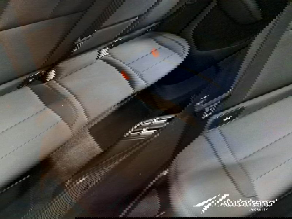 Volvo XC40 usata a Bari (10)