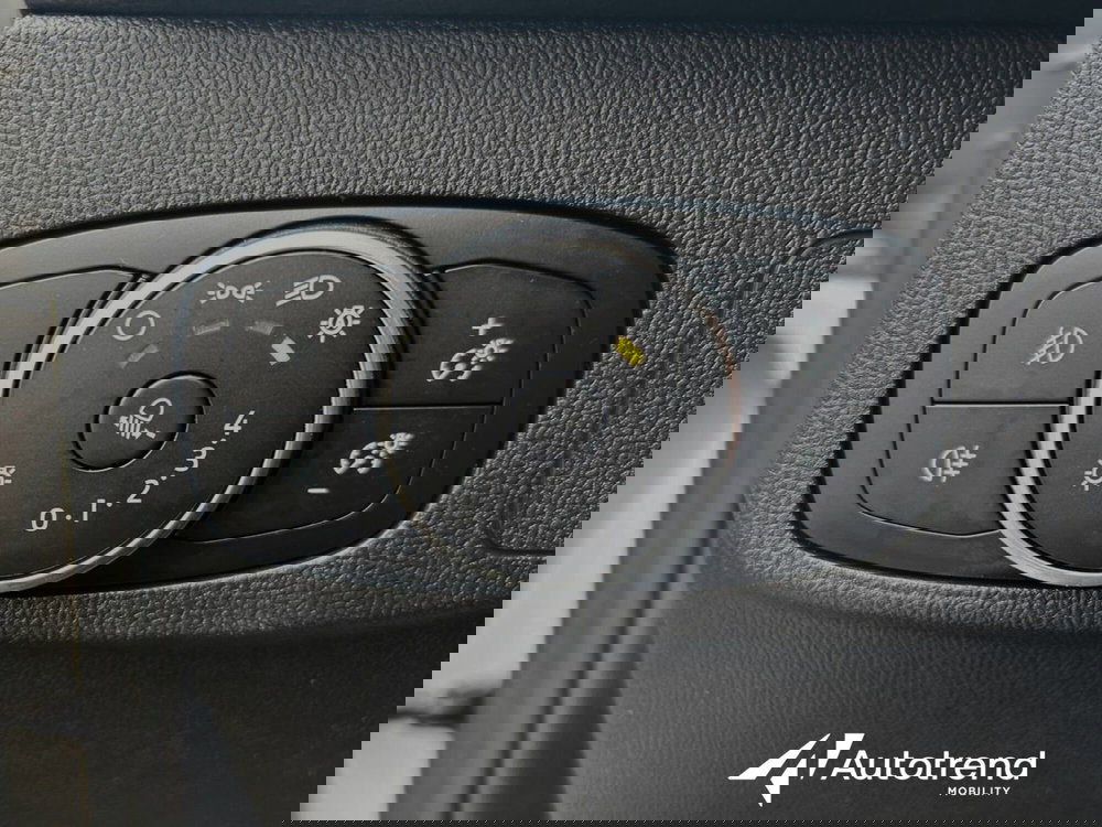 Ford Focus Station Wagon usata a Bari (14)