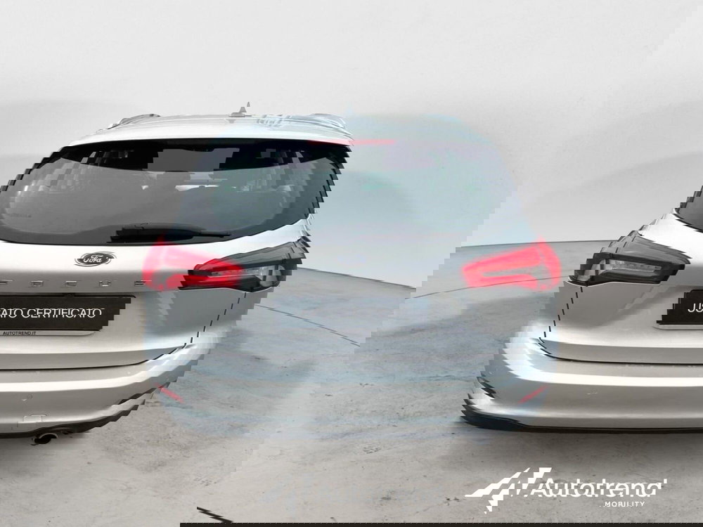 Ford Focus Station Wagon usata a Bari (4)