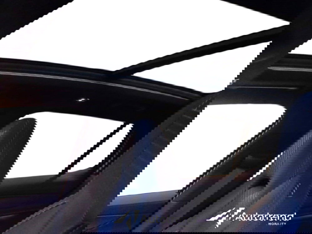 Lynk & Co 01 usata a Bari (5)