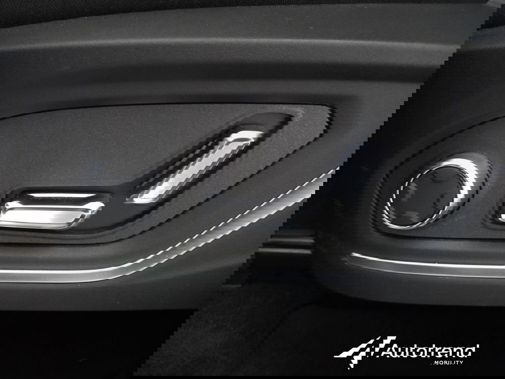 Lynk & Co 01 usata a Bari (17)