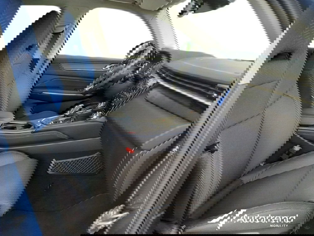 Lynk & Co 01 usata a Bari (6)